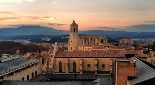 Vista de Girona amb la Catedral de fons