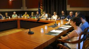 Ple extraordinari de Ripoll on s'ha aprovat la moció per reclamar informació sobre la vinculació del CNI i l'imam Es Satty