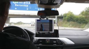 La tauleta amb el GPS que indica l'informació que ofereix aquest tram de l'AP-7