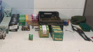 Alguns dels objectes robats en un magatzem de Sarrià de Ter