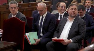 Oriol Junqueras, Raül Romeva i Joaquim Forn, durant la primera sessió del judici