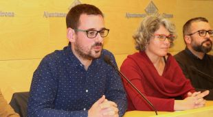El portaveu de Guanyem Girona, Lluc Salellas, durant la roda de premsa