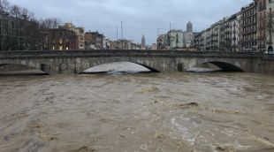 El riu Onyar al seu pas per Girona, aquest matí