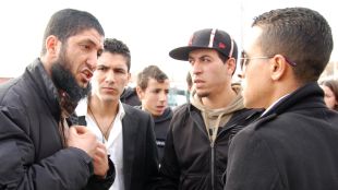 baralla, salt, immigrants, seguretat, reunió