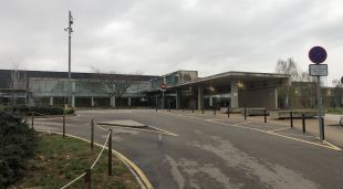 La primera víctima es va registrar dimarts a l'Hospital Santa Caterina de Salt (arxiu)