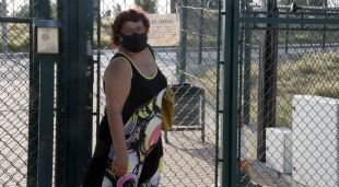 L'exconsellera Dolors Bassa sortint avui de la presó