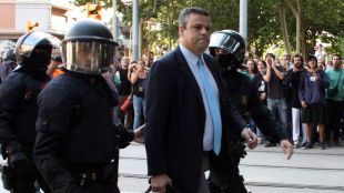 indignats, acampada, agressió, diputats