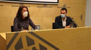 L'alcaldessa de Girona, Marta Madrenas, i el vicealcalde, Quim Ayats, aquest matí