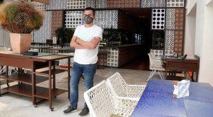 Un dels propietaris del Compartir de Cadaqués, Oriol Castro, a la sala del Disfrutar (arxiu)