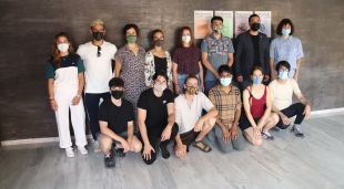 Les companyies que participaran en la primera edició del Festival Z amb les autoritats de l'Ajuntament de Girona