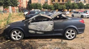 El vehicle totalment calcinat