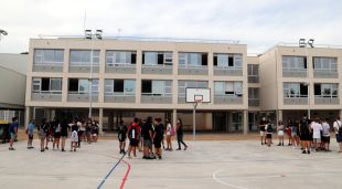 Alumnes d'un institut de Caldes de Malavella (arxiu)