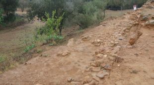 La zona fortificada que s'ha descobert en les darreres excavacions de Mas Castellar de Pontós