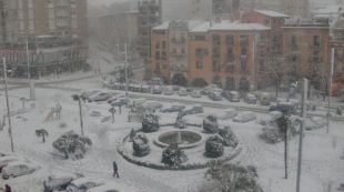 plaça catalunya, girona, temporal, neu