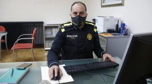 El cap de la Policia Local de Ripoll, Francesc Campayo, al seu despatx