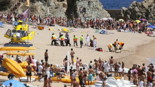 rescat, tossa, nena, platja, aturada