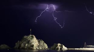 Una tempesta amb aparat elèctric a Blanes (arxiu)