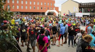 Moments abans de la sortida de l'edició celebrada el 2019