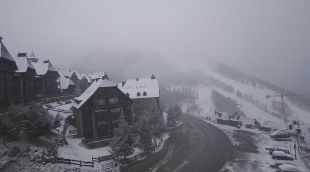 La nevada ha entrat a primera hora d'aquesta tarda per la Vall d'Aran, a la imatge, Baqueira