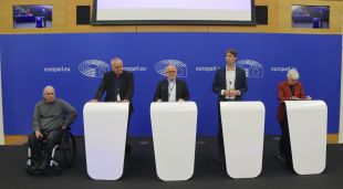 Carles Lagresa, François Alfonsi, Eric Andrieu, Jordi Solé i Clara Ponsatí