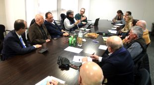 El secretari de Treball i la directora del Consorci, aquest dimarts durant la reunió amb la Foeg