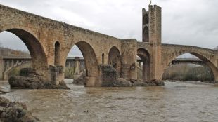 fluvià, besalú, pluja