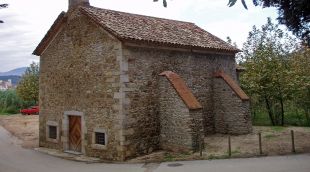 Exterior de l'ermita de Sant Sebastià a Bescanó