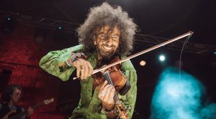 Ara Malikian, ahir damunt l'escenari de la Ciutadella de Roses