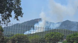Les flames fotografiades per una veïna