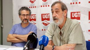 El secretari general de la UGT a les comarques gironines, Maxi Rica, i el secretari de la FeSMC del sindicat a la demarcació, Joan Muntada