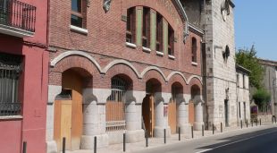 Exterior del centre cívic Pont Major