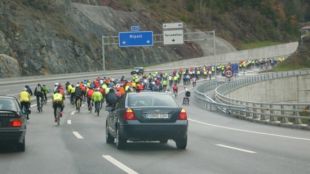 ciclistes, marxa, lenta, protesta