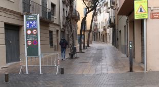 Un dels accessos al Barri Vell de Girona amb pilona hidràulica