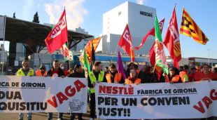 La plantilla de Nestlé a Girona reclamant desploquejar les negociacions del conveni col·lectiu