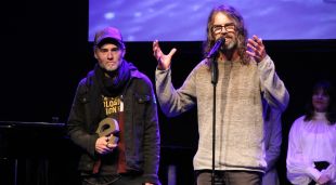 Gossos rebent el premi d'Or a la gala Enderrock - 440