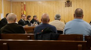 Quatre dels acusats de deixar vàters amb missatges ofensius al portaveu de Mossos per la Independència