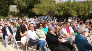 Els assistents a la inauguració dels actes commemoratius del centenari de S'Agaró