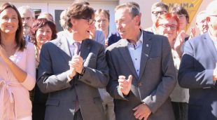 El president de la Generalitat, Salvador Illa i l'alcalde d'Olot, Pep Berga