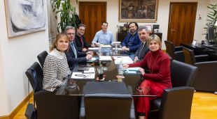 La reunió dels presidents de les diputacions catalanes amb els amics de la Bressola