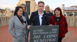 L'alcalde de Figueres, Jordi Masquef, anunciant quan està previst que comencin les obres del casino