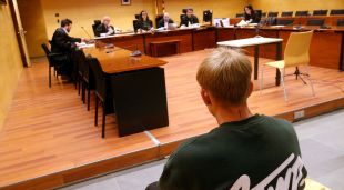 L'acusat de buidar l'ull a un jove amb una pistola d'aire comprimit, durant el judici a l'Audiència de Girona