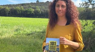 L'autora del llibre '101 refugis de muntanya de Catalunya', Laura Masó, a la Bisbal d'Empordà