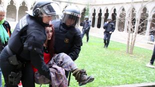 càrrega, mossos, udg, estudiants