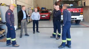 Visita institucional durant el passat mes d'abril al parc de Bombers