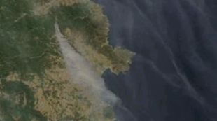 Un satèl·lit de la NASA ha captat la columna de fum