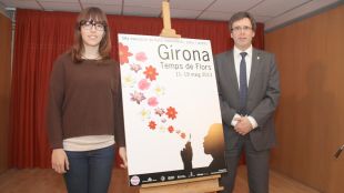 castillejos, cartell, flors, puigdemont