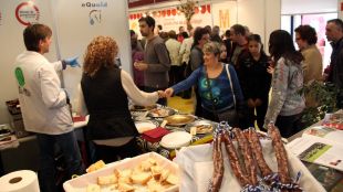 L'estand de carn de poltre, a la Fira Orígens d'Olot © ACN