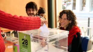 Les urnes han obert dues hores per al vot anticipat © ACN