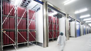 El grup invertirà 6 milions d'euros en la planta de Les Planes d'Hostoles © ACN