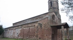 L'església romànica de Sant Joan les Fonts   © ACN